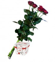 5 червоних троянд+ рафаелло